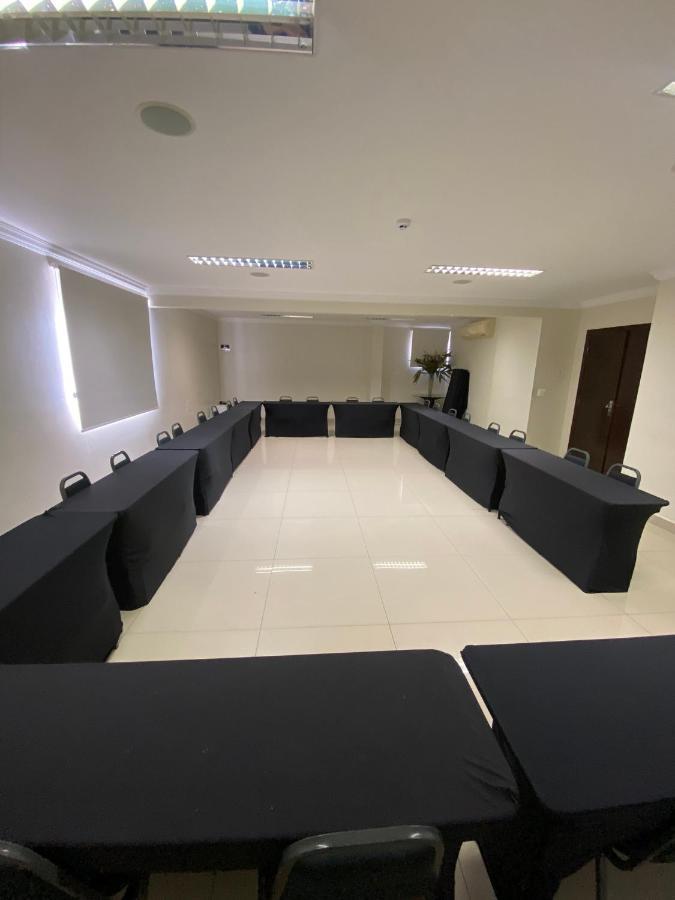 Arua Hotel, Restaurante E Convencoes Президенти Пруденти Екстериор снимка