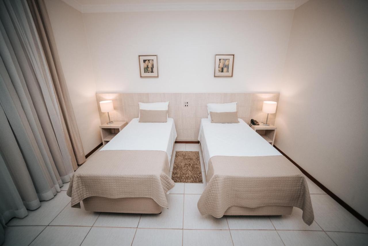 Arua Hotel, Restaurante E Convencoes Президенти Пруденти Екстериор снимка